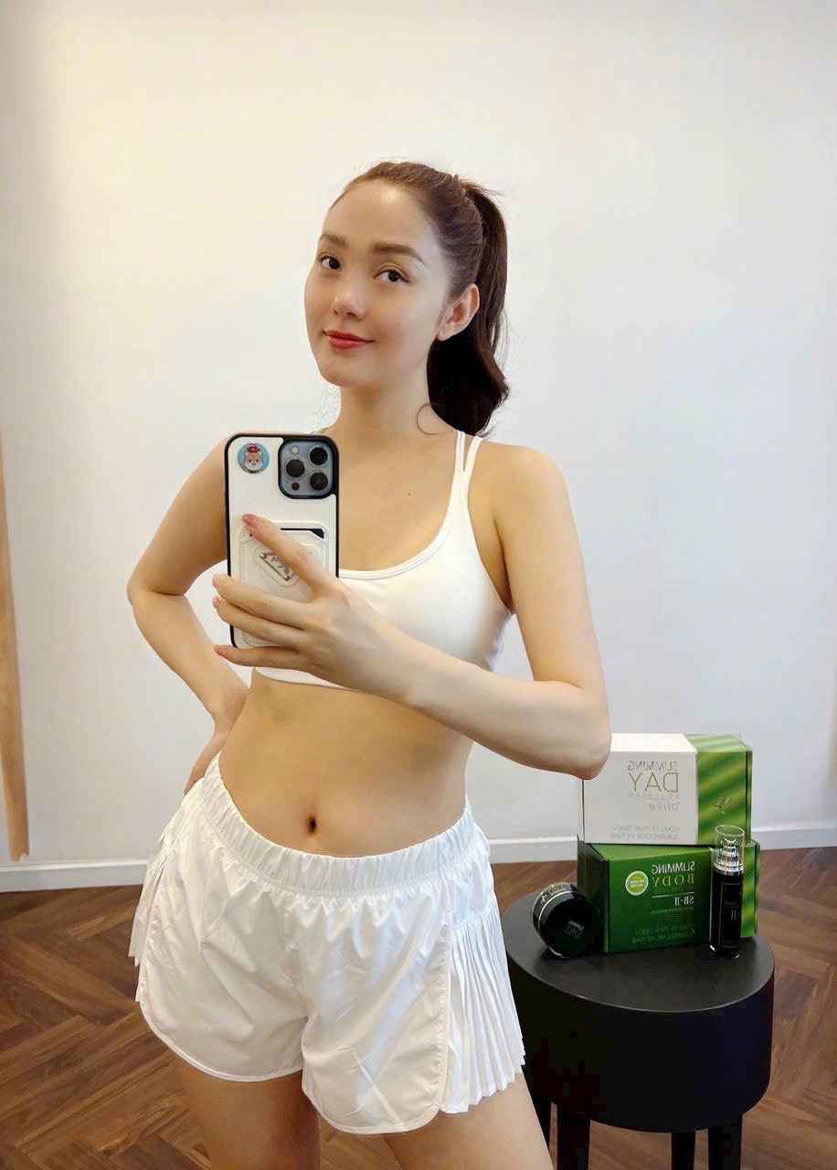 Ca sĩ diễn viên Minh Hằng cũng giao niềm tin cho SlimmingCare và nhận về kết quả ngoài sức mong đợi chỉ sau sinh 2 tháng 7 ngày Ca sĩ diễn viên Minh Hằng cũng giao niềm tin cho SlimmingCare và nhận về kết quả ngoài sức mong đợi chỉ sau sinh 2 tháng 7 ngày