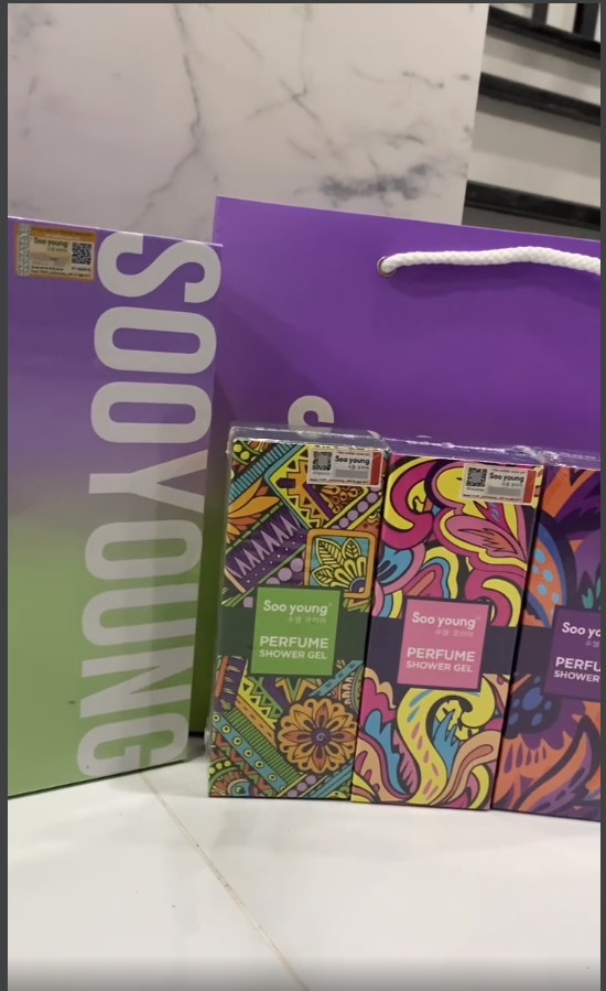 Combo Gội Xả Xịt Tóc Sen Tảo Soo Young