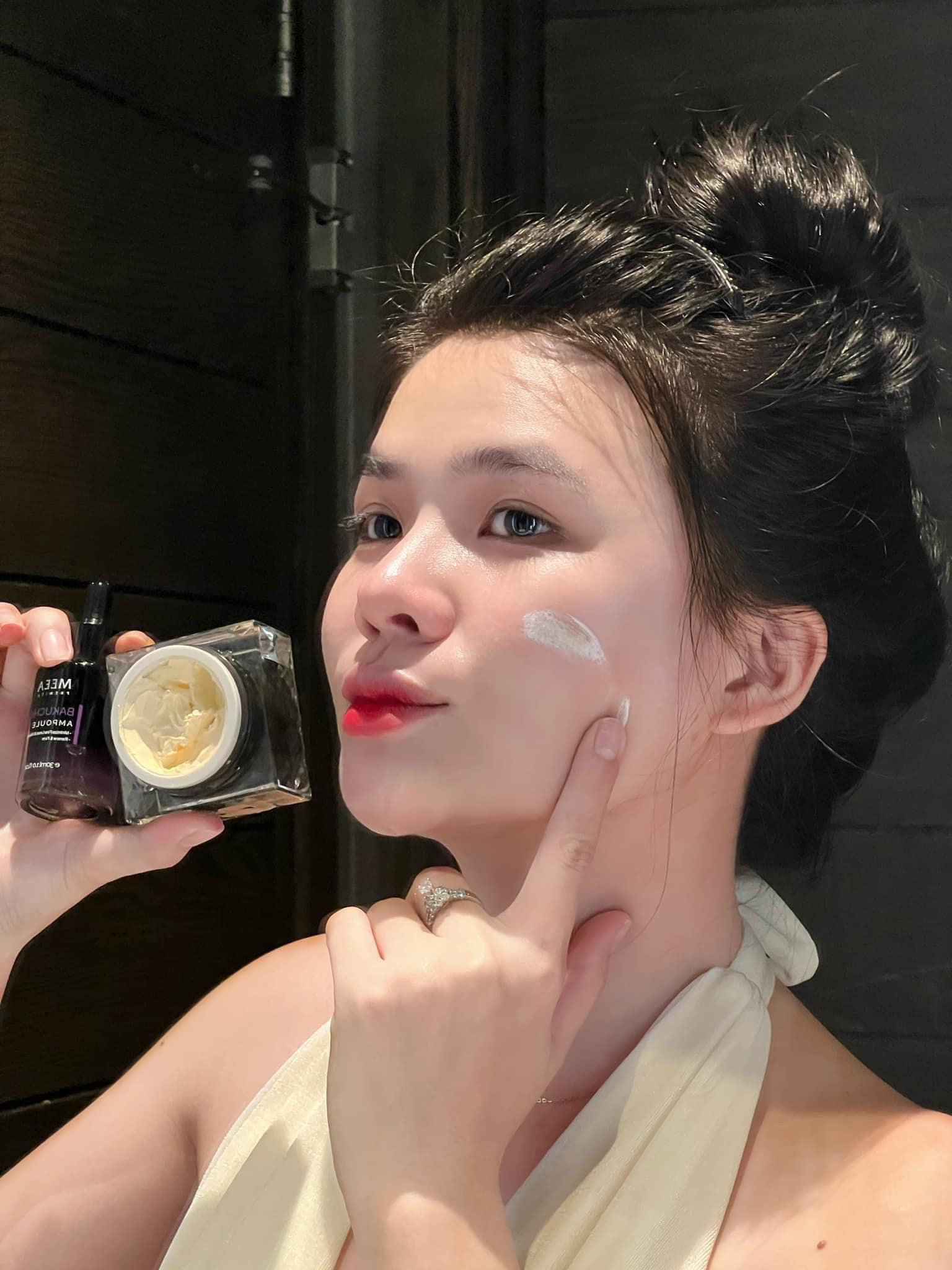 Combo Dưỡng Da Face Cá Hồi DNA Pro V2 Lớn + Serum Bakuchiol Ampoule V2 Meea Orgin Combo Dưỡng Da Face Cá Hồi DNA Pro V2 Lớn + Serum Bakuchiol Ampoule V2 Meea Orgin