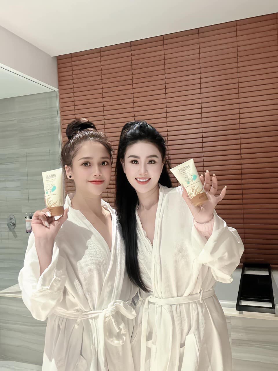 SỮA RỬA MẶT TẢO NÂU - DETOX SỮA RỬA MẶT TẢO NÂU - DETOX