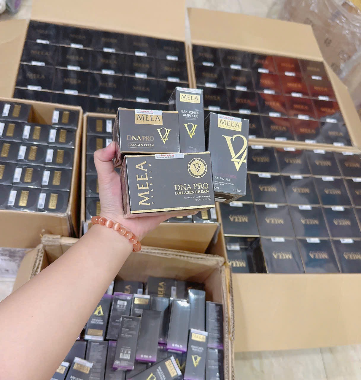 Hàng mới về những mẫu này sẵn kho ANN nha khách Hàng mới về những mẫu này sẵn kho ANN nha khách