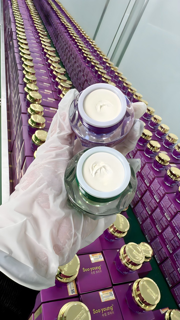 Face Lục Tảo 10gr Chỉ Vừa tung lên 1 ngày đã được săn đón khủng khiếp Face Lục Tảo 10gr Chỉ Vừa tung lên 1 ngày đã được săn đón khủng khiếp