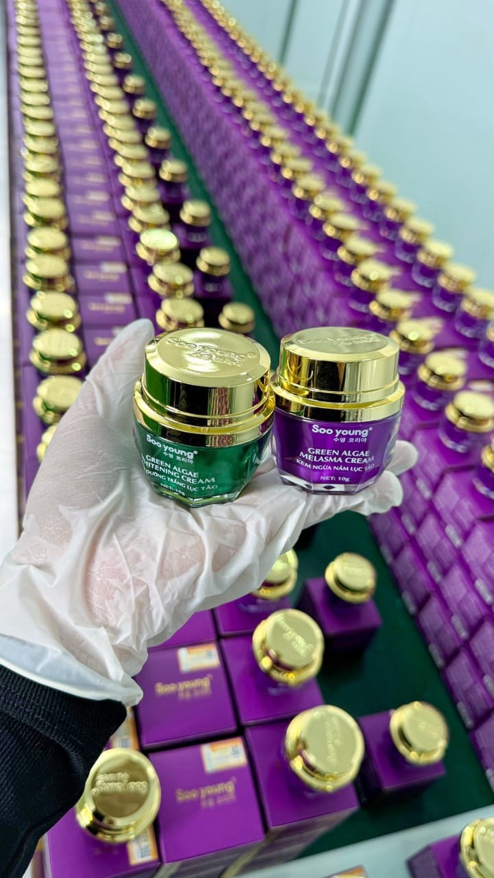 Combo Face Ngày Lục Tảo Soo Young Mini + Face Đêm Lục Tảo Soo Young Mini Combo Face Ngày Lục Tảo Soo Young Mini + Face Đêm Lục Tảo Soo Young Mini