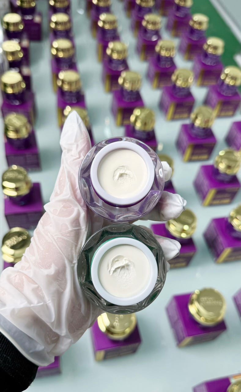 Combo Face Ngày Lục Tảo Soo Young Mini + Face Đêm Lục Tảo Soo Young Mini Combo Face Ngày Lục Tảo Soo Young Mini + Face Đêm Lục Tảo Soo Young Mini