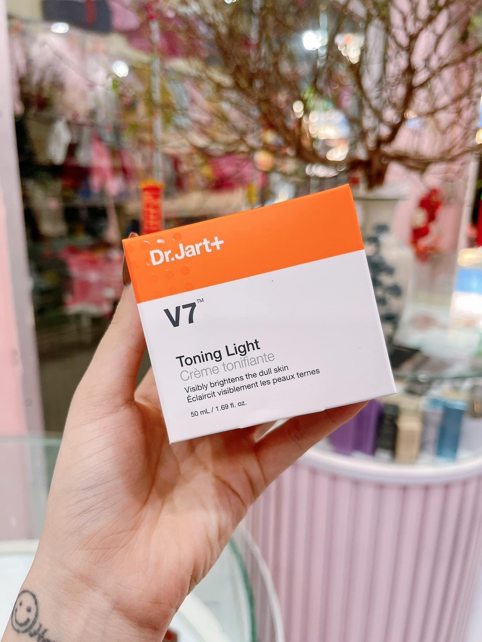 Kem V7 mẫu mới 2023 Hộp giấy