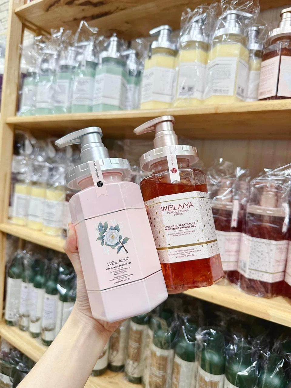 Sữa Tắm Weilaiya Em í đang là best seller mới nhất của dòng Vaseline cao cấp đây ạ Sữa Tắm Weilaiya Em í đang là best seller mới nhất của dòng Vaseline cao cấp đây ạ