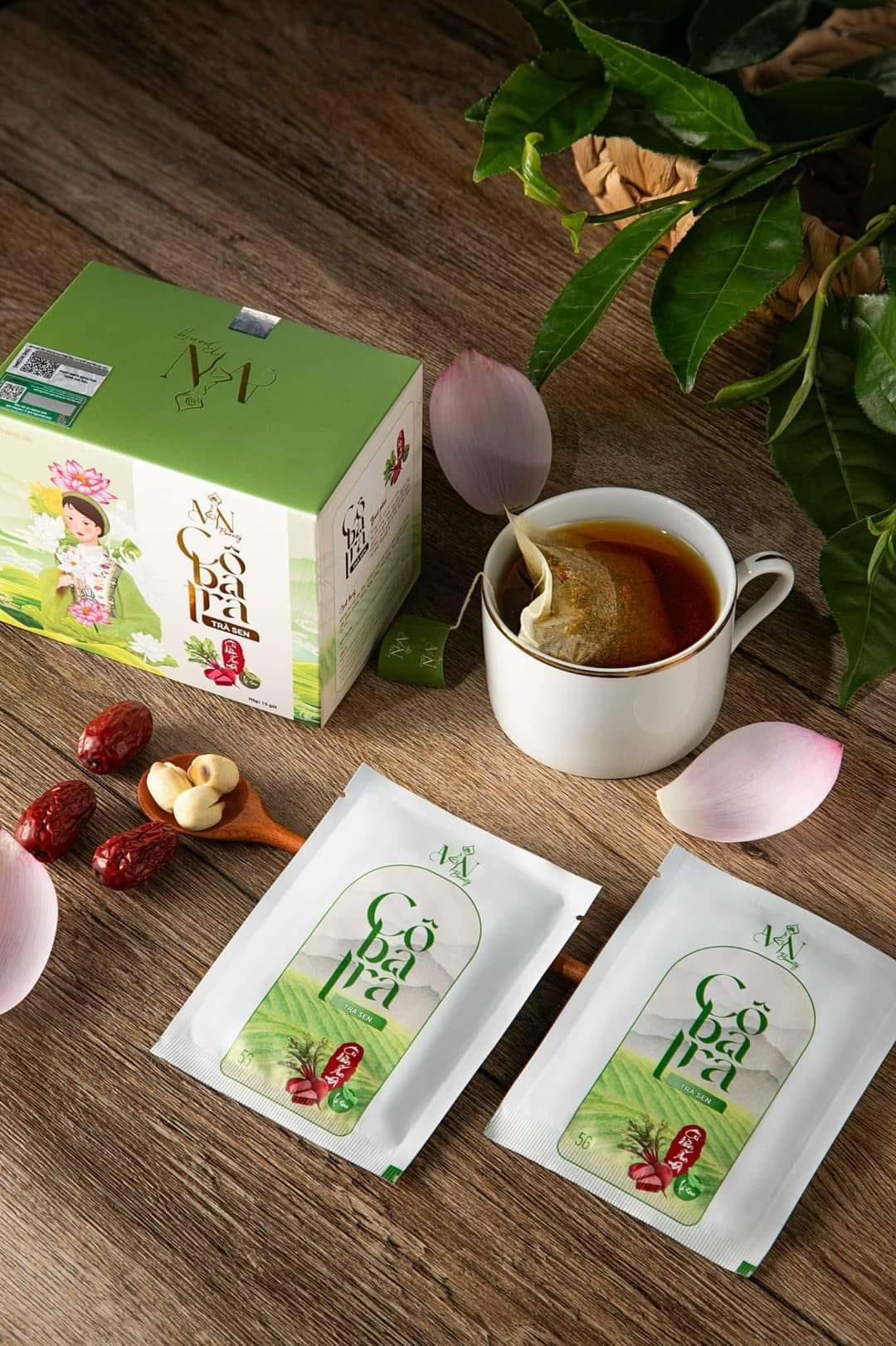 Cô Ba Trà không chỉ là một sản phẩm giảm cân mà còn là một thức uống tốt cho sức khỏe và làm đẹp da Cô Ba Trà không chỉ là một sản phẩm giảm cân mà còn là một thức uống tốt cho sức khỏe và làm đẹp da