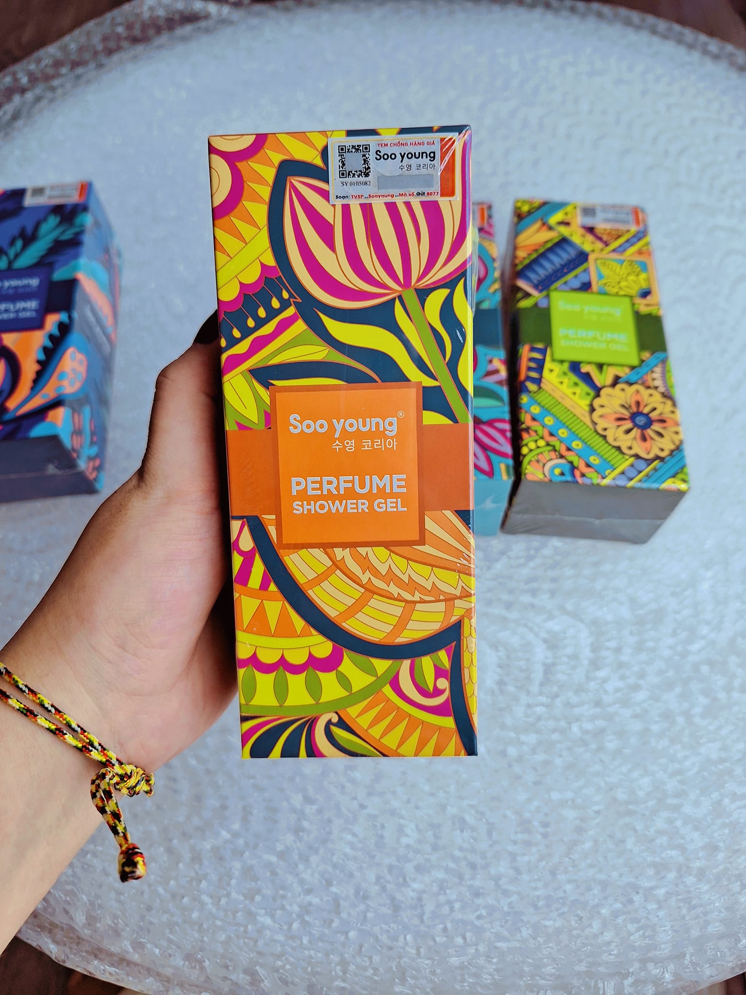 Sữa Tắm Nước Hoa Soo Young Màu Cam Sữa Tắm Nước Hoa Soo Young Màu Cam