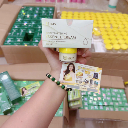 Kem Body Sâm Vàng MQ Skin Essence Cream (Tặng Kích Trắng) Kem Body Sâm Vàng MQ Skin Essence Cream (Tặng Kích Trắng)