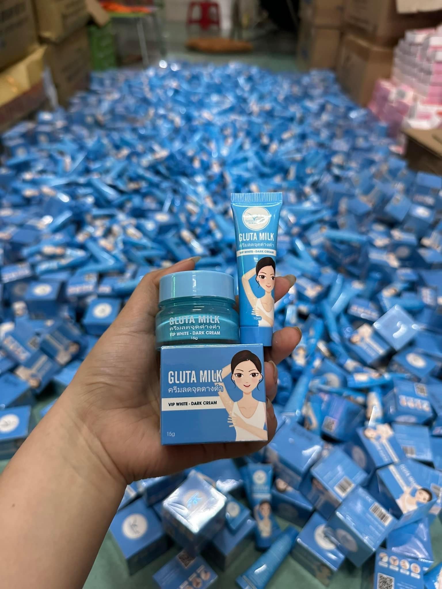 Điều mà chị em luôn khổ tâm chính là vùng da dưới cánh tay bị thâm hôi Điều mà chị em luôn khổ tâm chính là vùng da dưới cánh tay bị thâm hôi