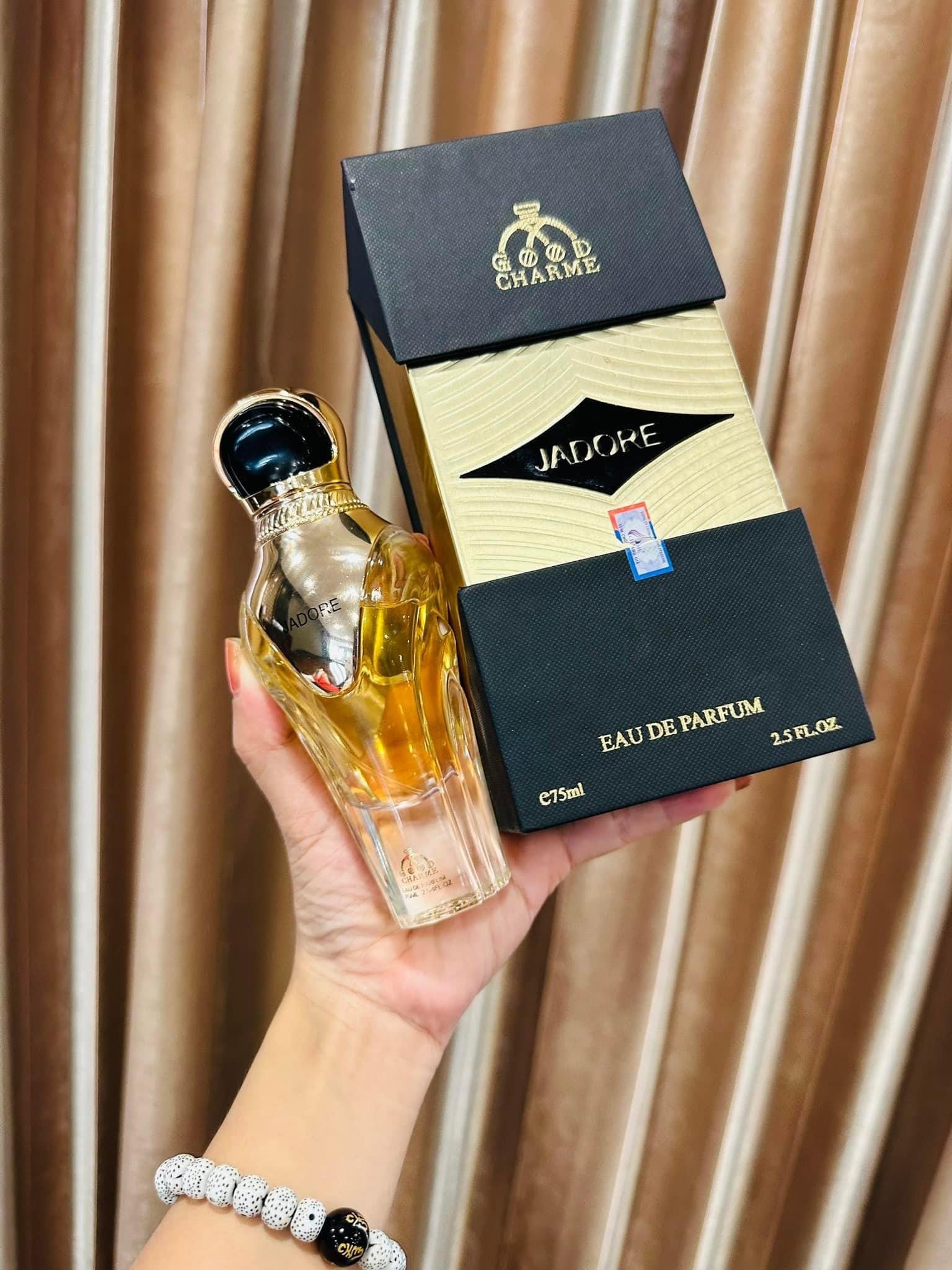 Yêu nước hoa thì không thể bỏ qua siêu phẩm Good Charme Jadore Yêu nước hoa thì không thể bỏ qua siêu phẩm Good Charme Jadore