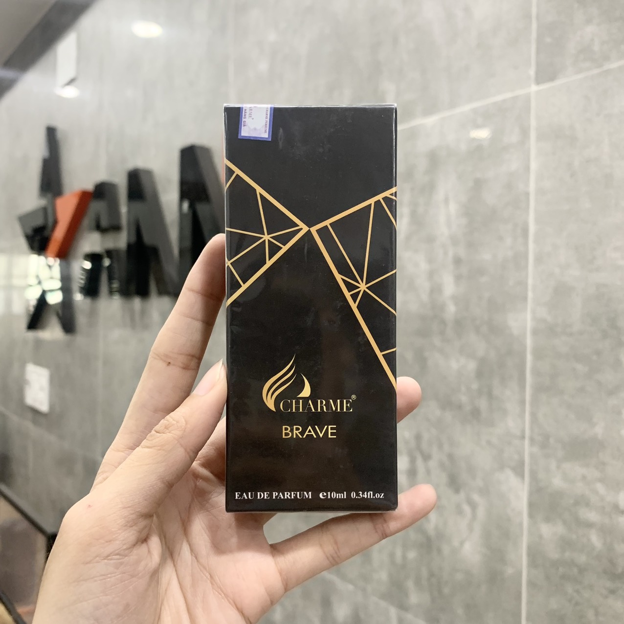 Nước hoa nam Charme Brave Mini 10ml chính hãng nhỏ xinh bỏ túi thơm dai 7h đến 12h Nước hoa nam Charme Brave Mini 10ml chính hãng nhỏ xinh bỏ túi thơm dai 7h đến 12h