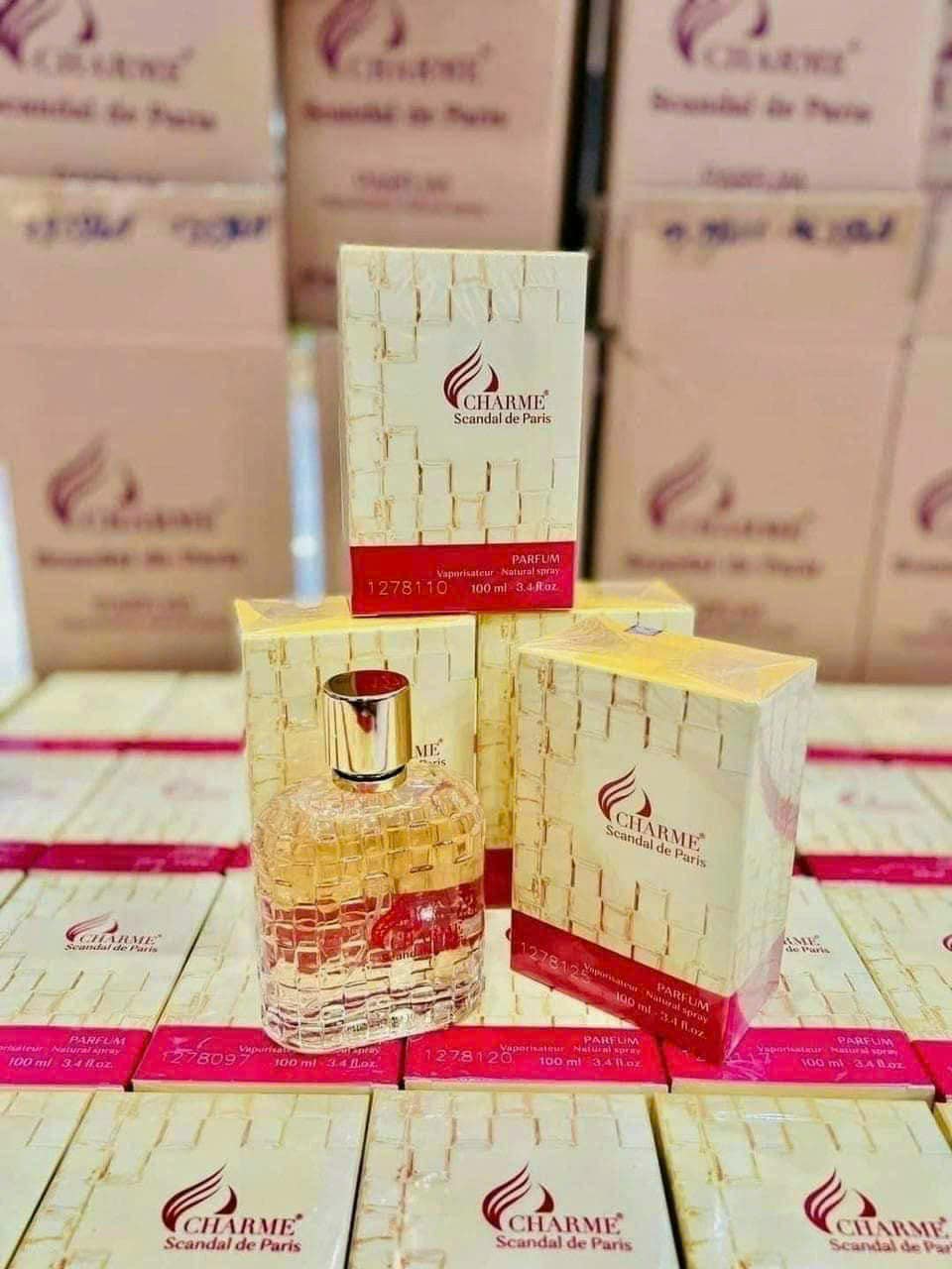 Charme Scandal De Paris gợi lên hình ảnh một cô gái hiện đại và sexy Charme Scandal De Paris gợi lên hình ảnh một cô gái hiện đại và sexy