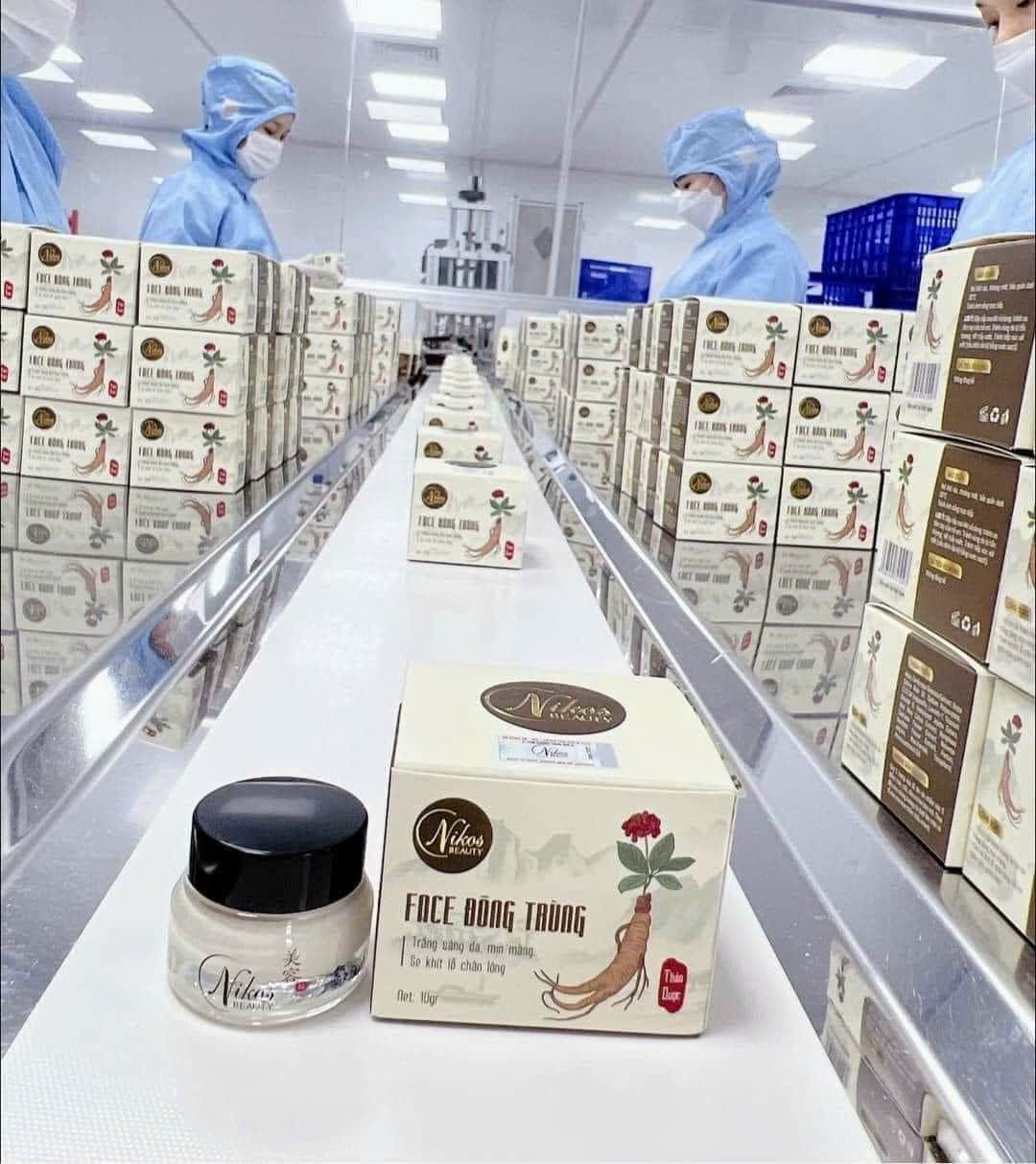 Kem Face Đông Trùng Nikos Beauty Chính hãng xài là đẹp từng ngày luôn Kem Face Đông Trùng Nikos Beauty Chính hãng xài là đẹp từng ngày luôn