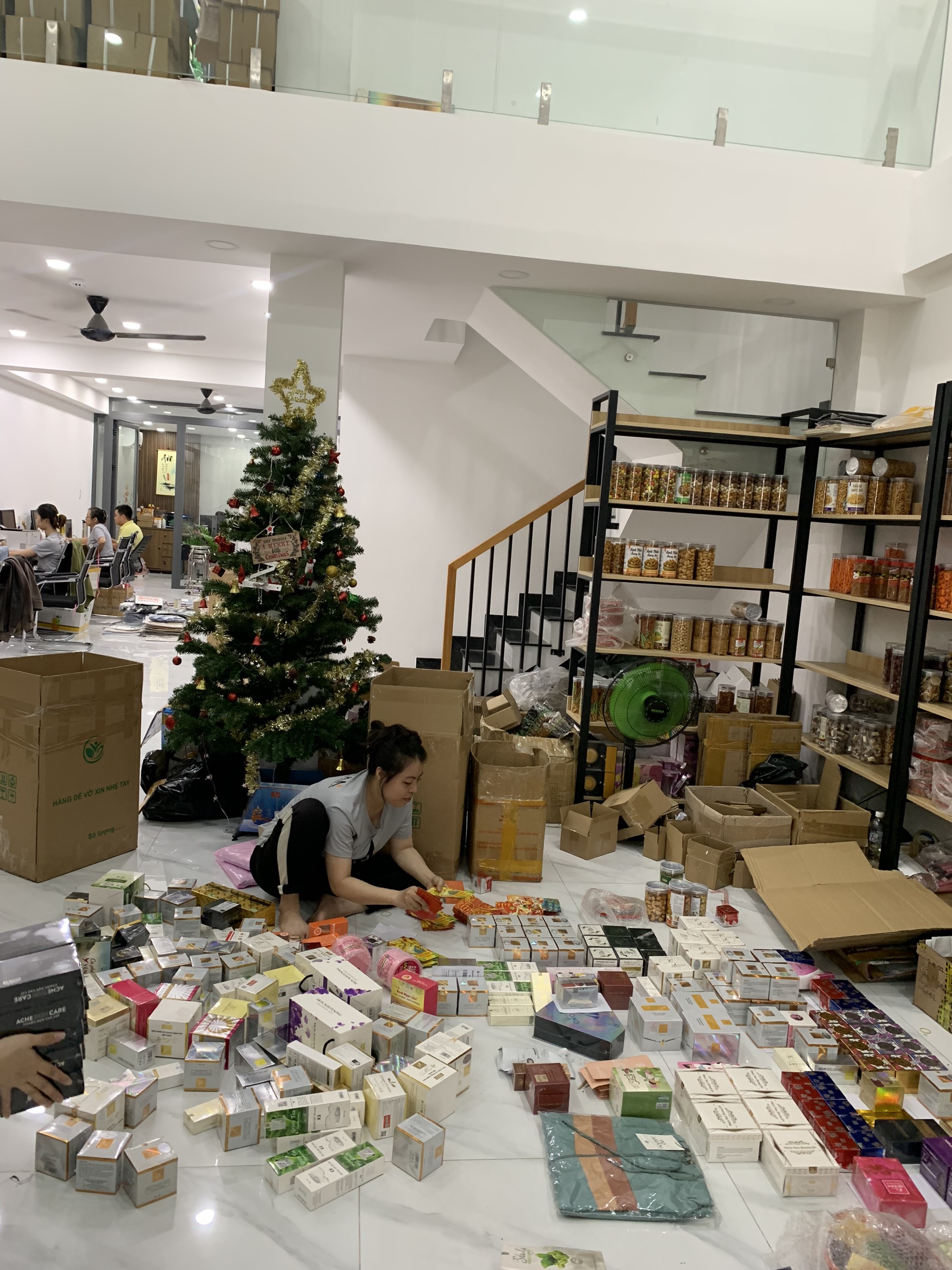 đơn đầu năm - cảm ơn khách luôn luôn ủng hộ kho sỉ ANN ạ