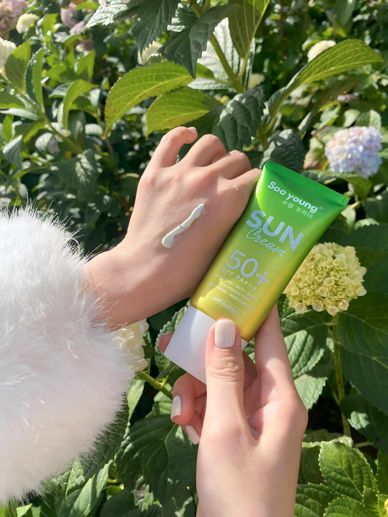 Kem Chống Nắng Lục Tảo Soo Young Phiên Bản Mới Dạng Sữa Kem Chống Nắng Lục Tảo Soo Young Phiên Bản Mới Dạng Sữa