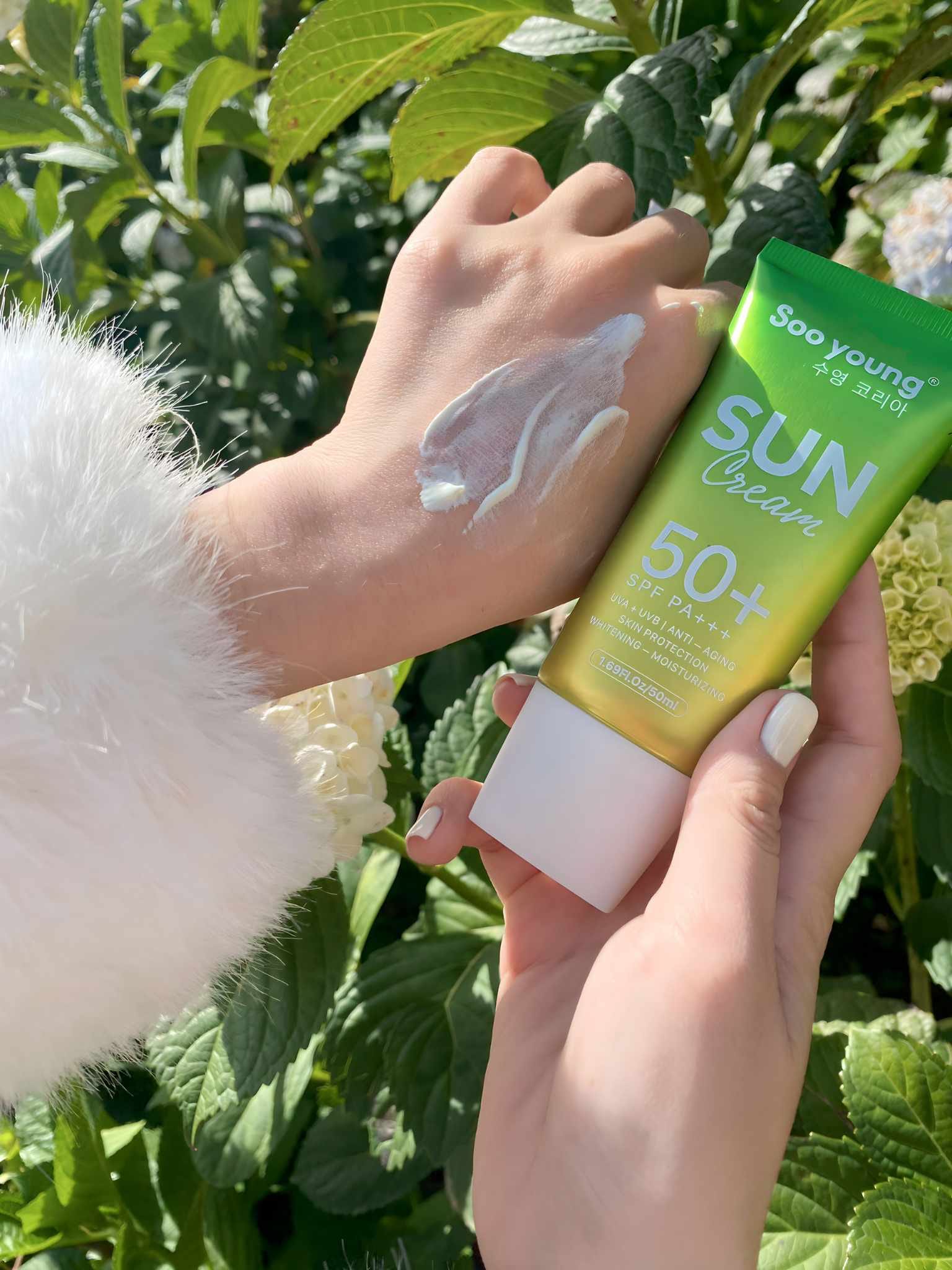 Kem Chống Nắng Lục Tảo Soo Young Phiên Bản Mới Dạng Sữa Kem Chống Nắng Lục Tảo Soo Young Phiên Bản Mới Dạng Sữa