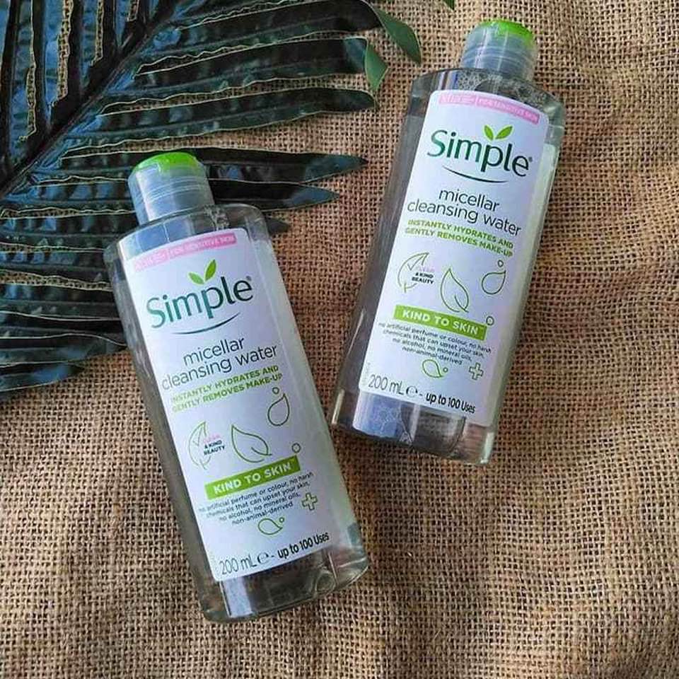 Nước Tẩy Trang Simple Kind To Skin Micellar Cleansing Water là sản phẩm tẩy trang dành cho da mặt Nước Tẩy Trang Simple Kind To Skin Micellar Cleansing Water là sản phẩm tẩy trang dành cho da mặt