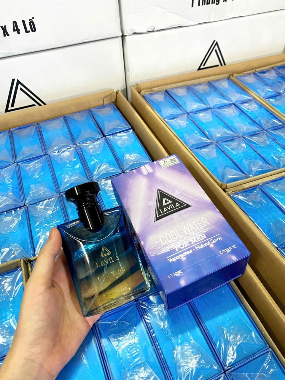 Nước hoa lavila thơm 8-12 tiếng, hàng việt nam chất lượng cao Nước hoa lavila thơm 8-12 tiếng, hàng việt nam chất lượng cao