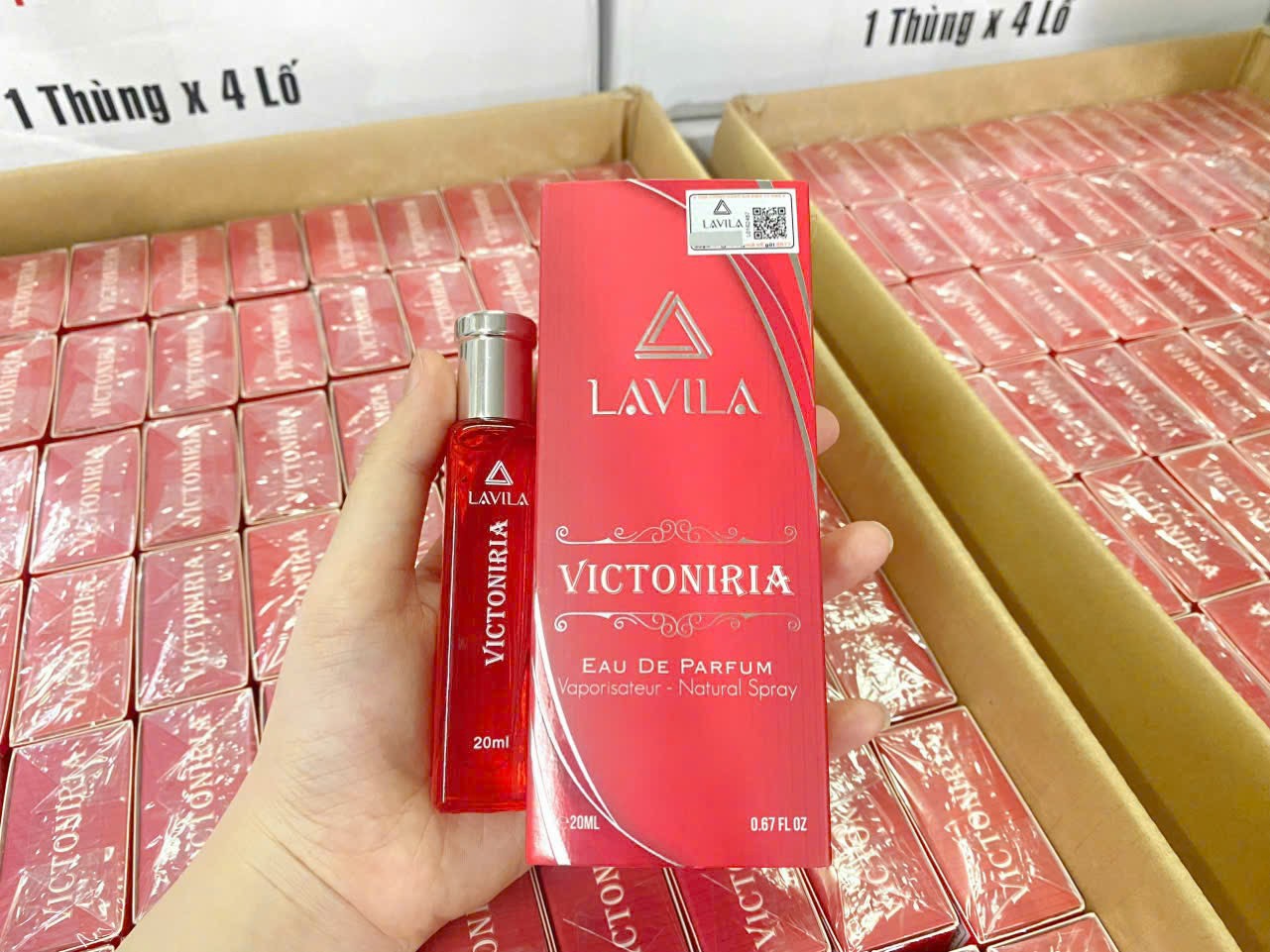 Nước hoa lavila thơm 8-12 tiếng, hàng việt nam chất lượng cao Nước hoa lavila thơm 8-12 tiếng, hàng việt nam chất lượng cao