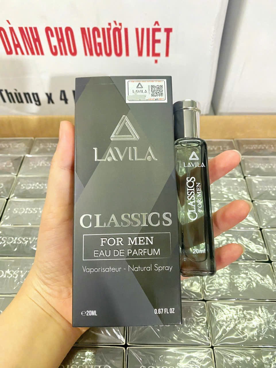 Nước hoa lavila thơm 8-12 tiếng, hàng việt nam chất lượng cao Nước hoa lavila thơm 8-12 tiếng, hàng việt nam chất lượng cao