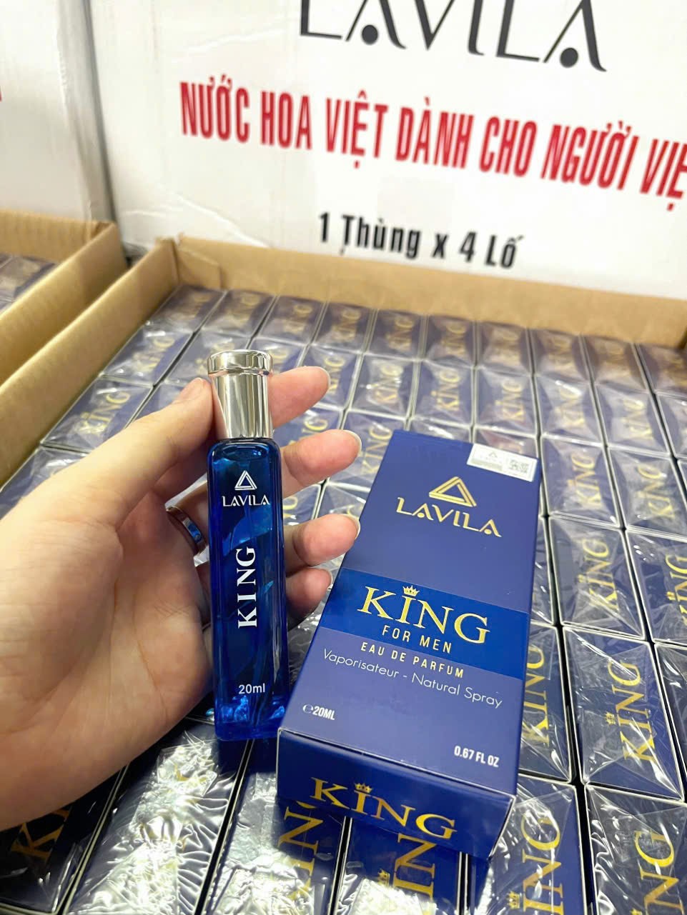 Nước hoa lavila thơm 8-12 tiếng, hàng việt nam chất lượng cao Nước hoa lavila thơm 8-12 tiếng, hàng việt nam chất lượng cao