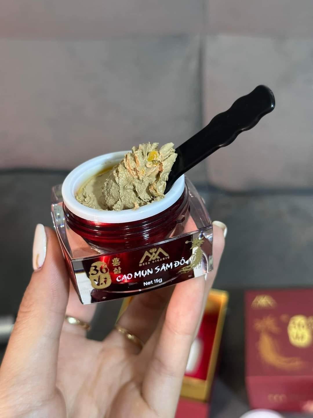 Cao Mụn Sâm Đỏ 36 Vị MeeA Organic Loại Lớn 15g Cao Mụn Sâm Đỏ 36 Vị MeeA Organic Loại Lớn 15g