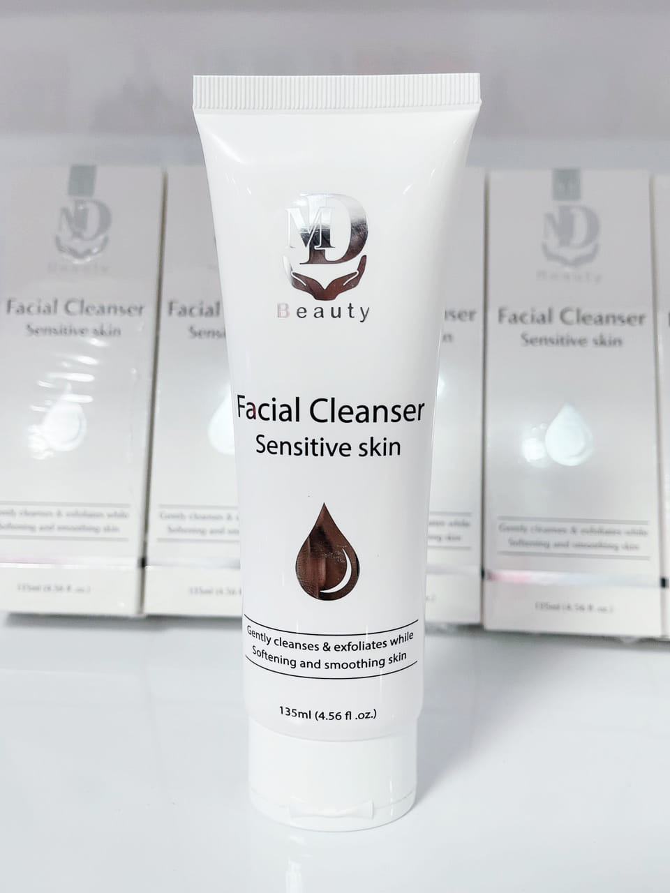 Sữa Rữa Mặt MD Beauty Facial Cleanser Với chiết xuất nha đam Sữa Rữa Mặt MD Beauty Facial Cleanser Với chiết xuất nha đam