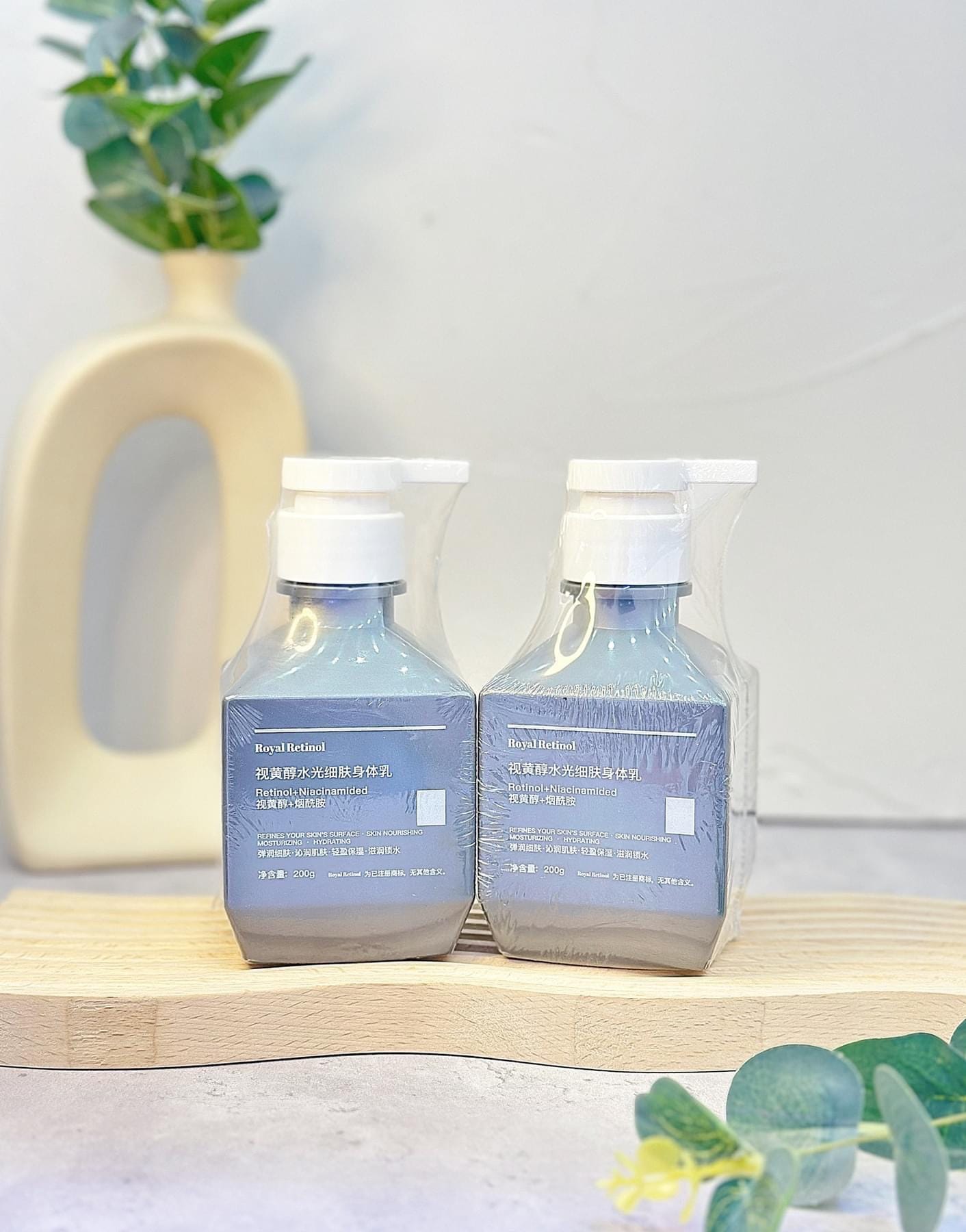 Kem kích trắng body Royal Retinol B22 The Matrix chứa 1.5% retinol, giúp làm mờ nếp nhăn ngăn ngừa các dấu hiệu lão hóa khác Kem kích trắng body Royal Retinol B22 The Matrix chứa 1.5% retinol, giúp làm mờ nếp nhăn ngăn ngừa các dấu hiệu lão hóa khác