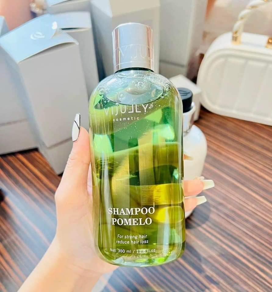 Bạn đang tìm kiếm 1 loại dầu gội chăm sóc tóc ư hãy tham khảo gội bưởi nhà Vi Jully nhé Bạn đang tìm kiếm 1 loại dầu gội chăm sóc tóc ư hãy tham khảo gội bưởi nhà Vi Jully nhé