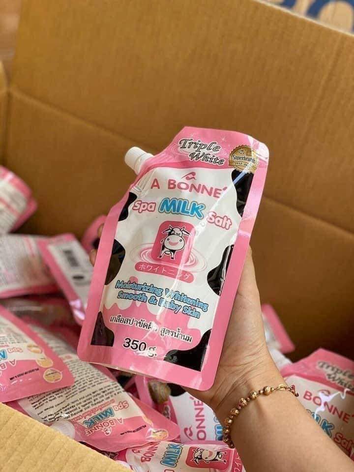 Muối Tắm Sữa Bò Tẩy Tế Bào Chết A Bonne Spa Milk Salt 350g Thái Lan Muối Tắm Sữa Bò Tẩy Tế Bào Chết A Bonne Spa Milk Salt 350g Thái Lan