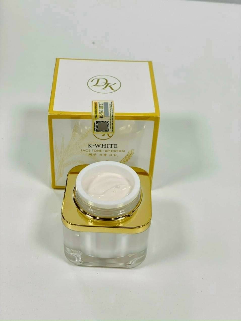 Kem Dakami K White ban ngày 3 in 1 chính hãng Kem Dakami K White ban ngày 3 in 1 chính hãng