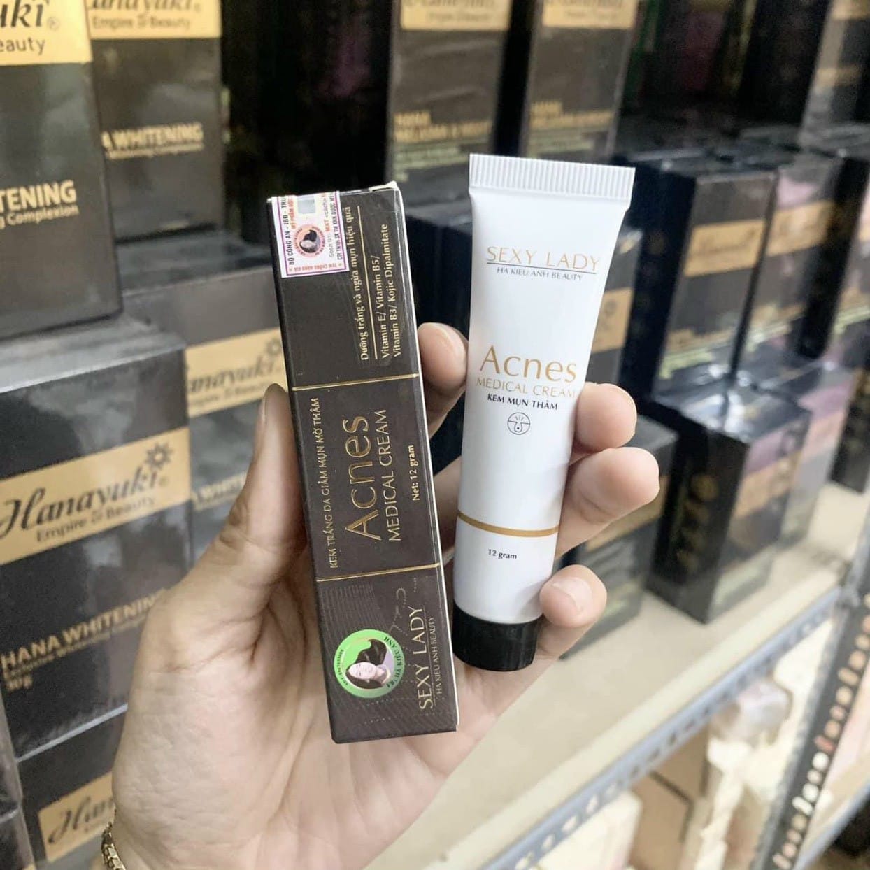 Kem Giảm Mụn Hà Kiều Anh Kem Giảm Mụn Hà Kiều Anh