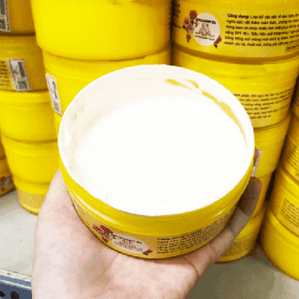 Kem Body Trắng Da Collagen x3 một loại kem đang gây nghiện cho chị em yêu thích làm đẹp trong thời gian gần đây Kem Body Trắng Da Collagen x3 một loại kem đang gây nghiện cho chị em yêu thích làm đẹp trong thời gian gần đây