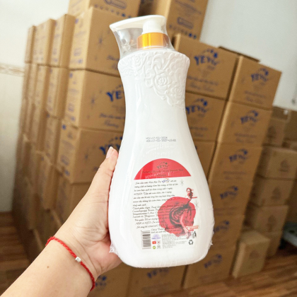 Sữa Tắm Nước Hoa Yeyu Star Hương Salome 1000ml Sữa Tắm Nước Hoa Yeyu Star Hương Salome 1000ml