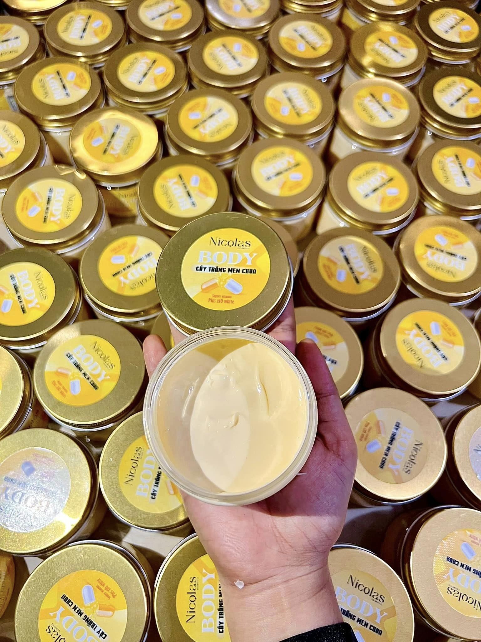 Kem Body Cấy Trắng Men Chua Nicolas Cometic Kem Body Cấy Trắng Men Chua Nicolas Cometic