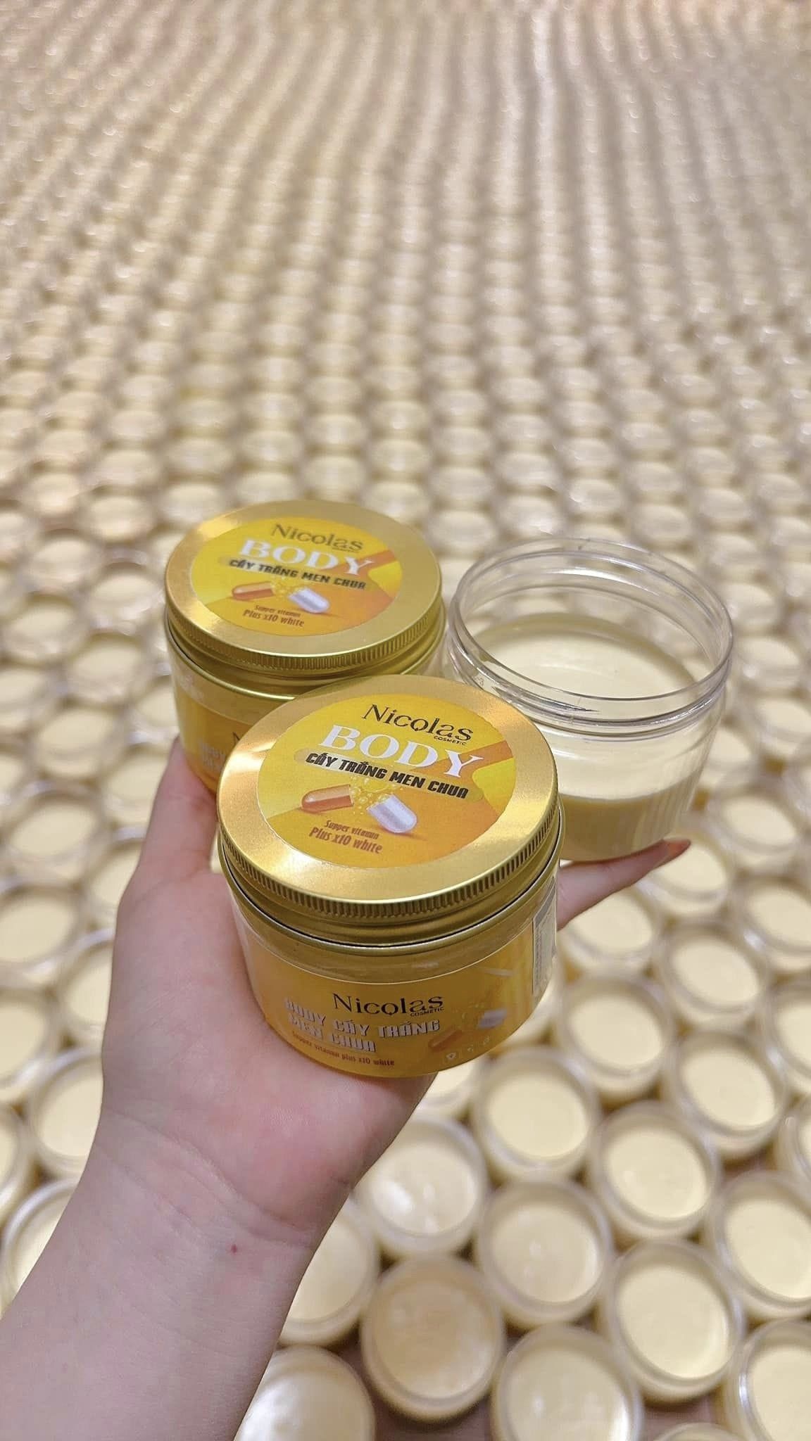 Kem Body Cấy Trắng Men Chua Nicolas Cometic Kem Body Cấy Trắng Men Chua Nicolas Cometic