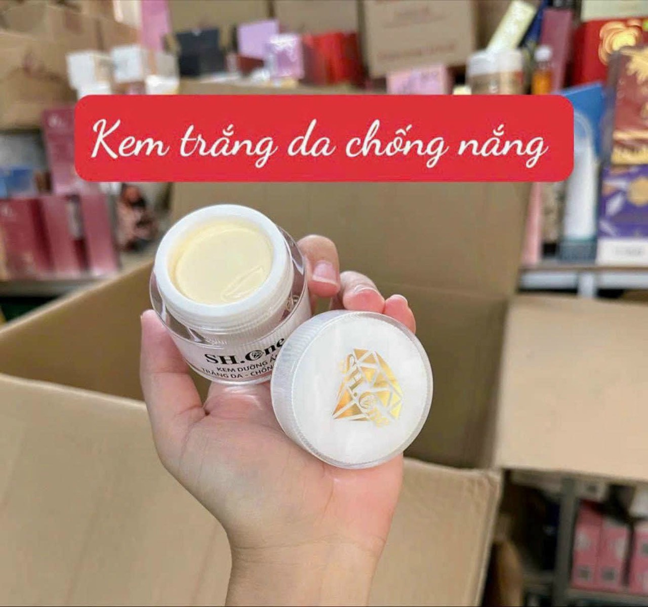 Face tía tô SH One trắng da chống nắng cấp ẩm B2 em về thêm số lượng lớn ạ Face tía tô SH One trắng da chống nắng cấp ẩm B2 em về thêm số lượng lớn ạ