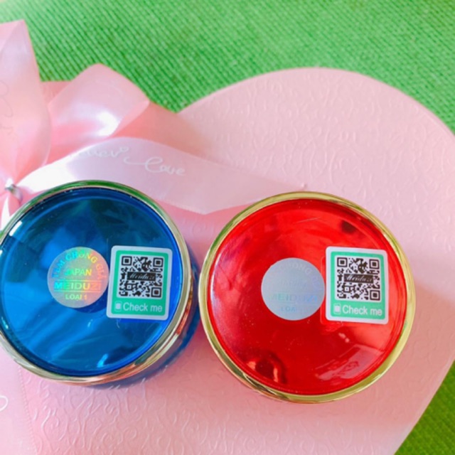 Kem dưỡng da Meduzi hộp tem vuông mẫu mới hộp chiếu lấp lánh Kem dưỡng da Meduzi hộp tem vuông mẫu mới hộp chiếu lấp lánh