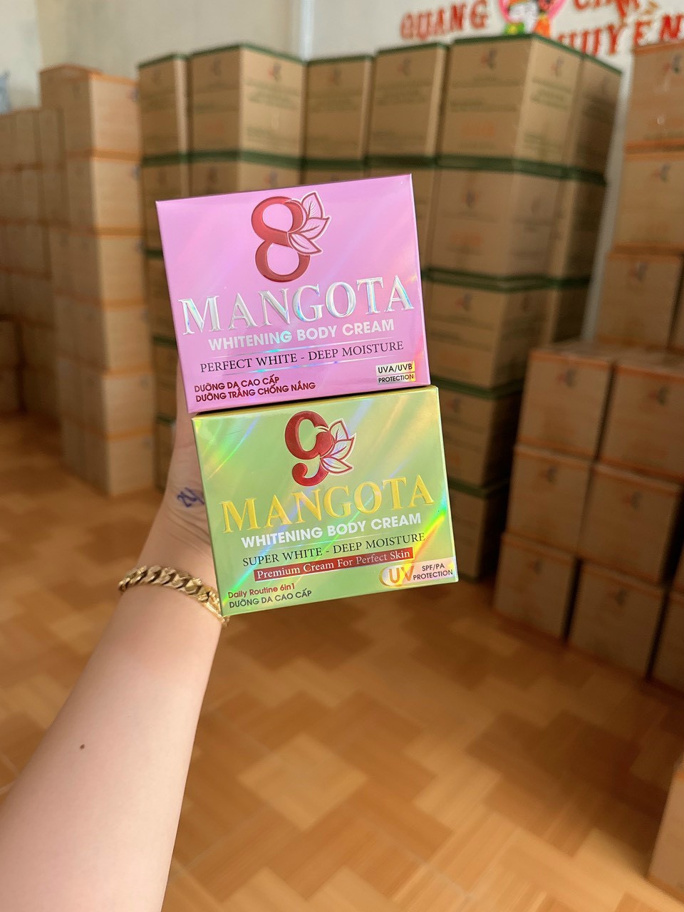 Body MANGOTA 9 trắng mạnh mẽ trắng cực kì