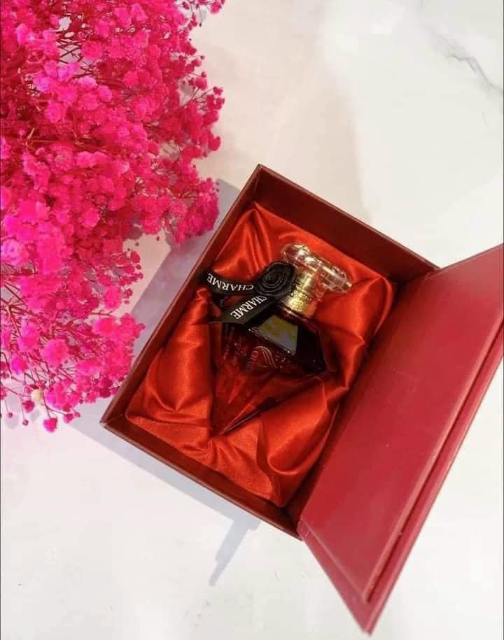 Nước Hoa Charme Sexy Lady 75ml Nữ sẽ là sự lựa chọn không thể thiếu của bất kì cô nàng nào yêu thích nước hoa. Nước Hoa Charme Sexy Lady 75ml Nữ sẽ là sự lựa chọn không thể thiếu của bất kì cô nàng nào yêu thích nước hoa.