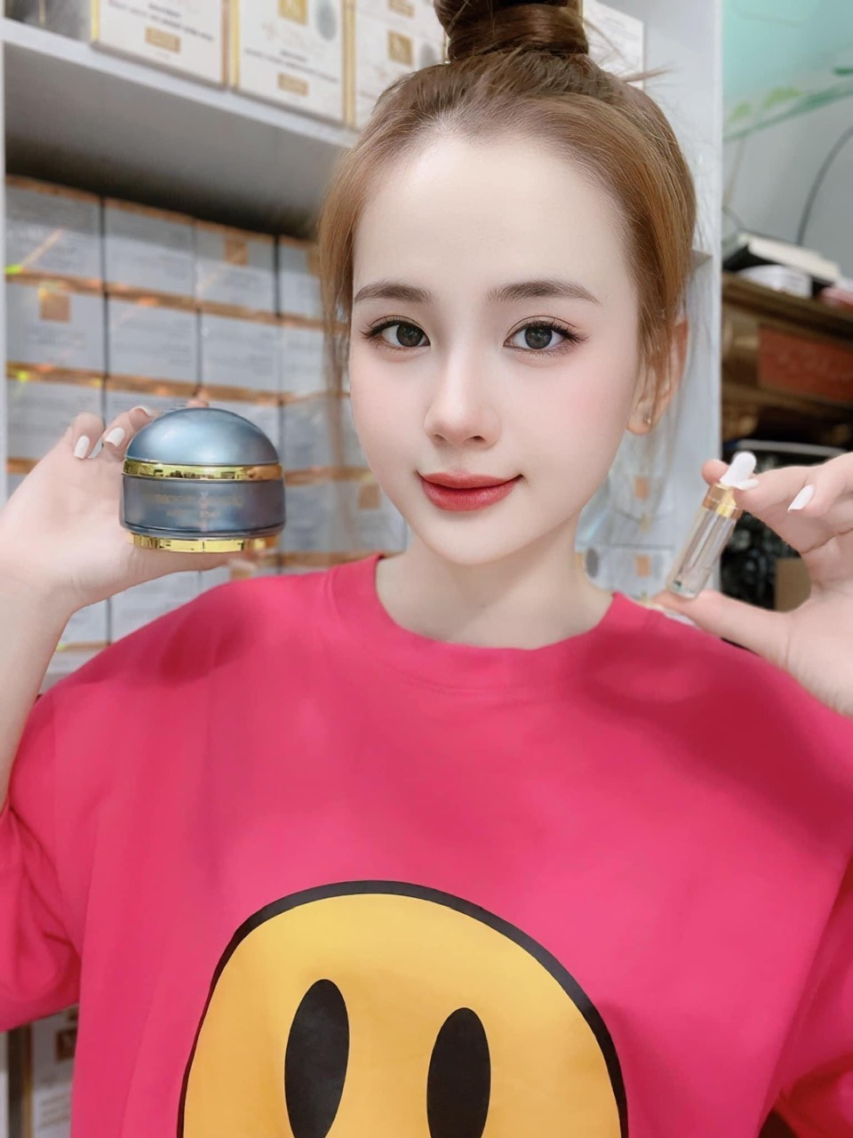 Các chị nếu cảm thấy mình đã bị đốm nám tàn nhang thì phải xài liền Face nám nhân sâm nhà em nhen Các chị nếu cảm thấy mình đã bị đốm nám tàn nhang thì phải xài liền Face nám nhân sâm nhà em nhen