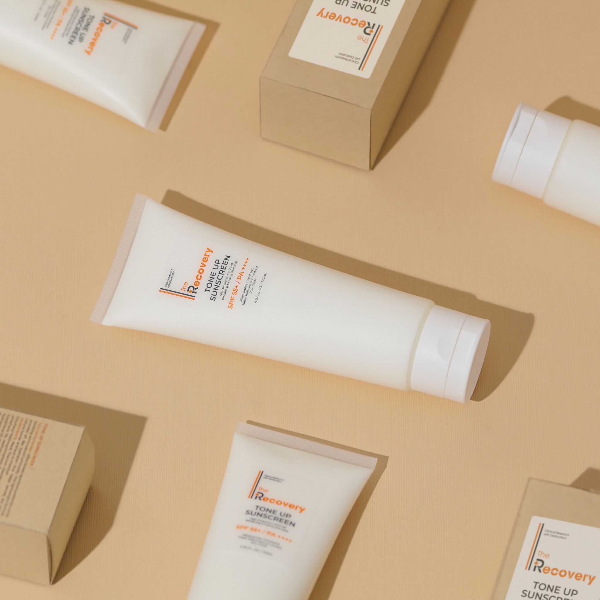 Chào mừng bạn đến với The Recovery Tone Up Sunscreen SPF 55 một sản phẩm chủ thương hiệu mỹ phẩm The Recovery, nguyên liệu nhập khẩu 100% từ Châu Âu Chào mừng bạn đến với The Recovery Tone Up Sunscreen SPF 55 một sản phẩm chủ thương hiệu mỹ phẩm The Recovery, nguyên liệu nhập khẩu 100% từ Châu Âu