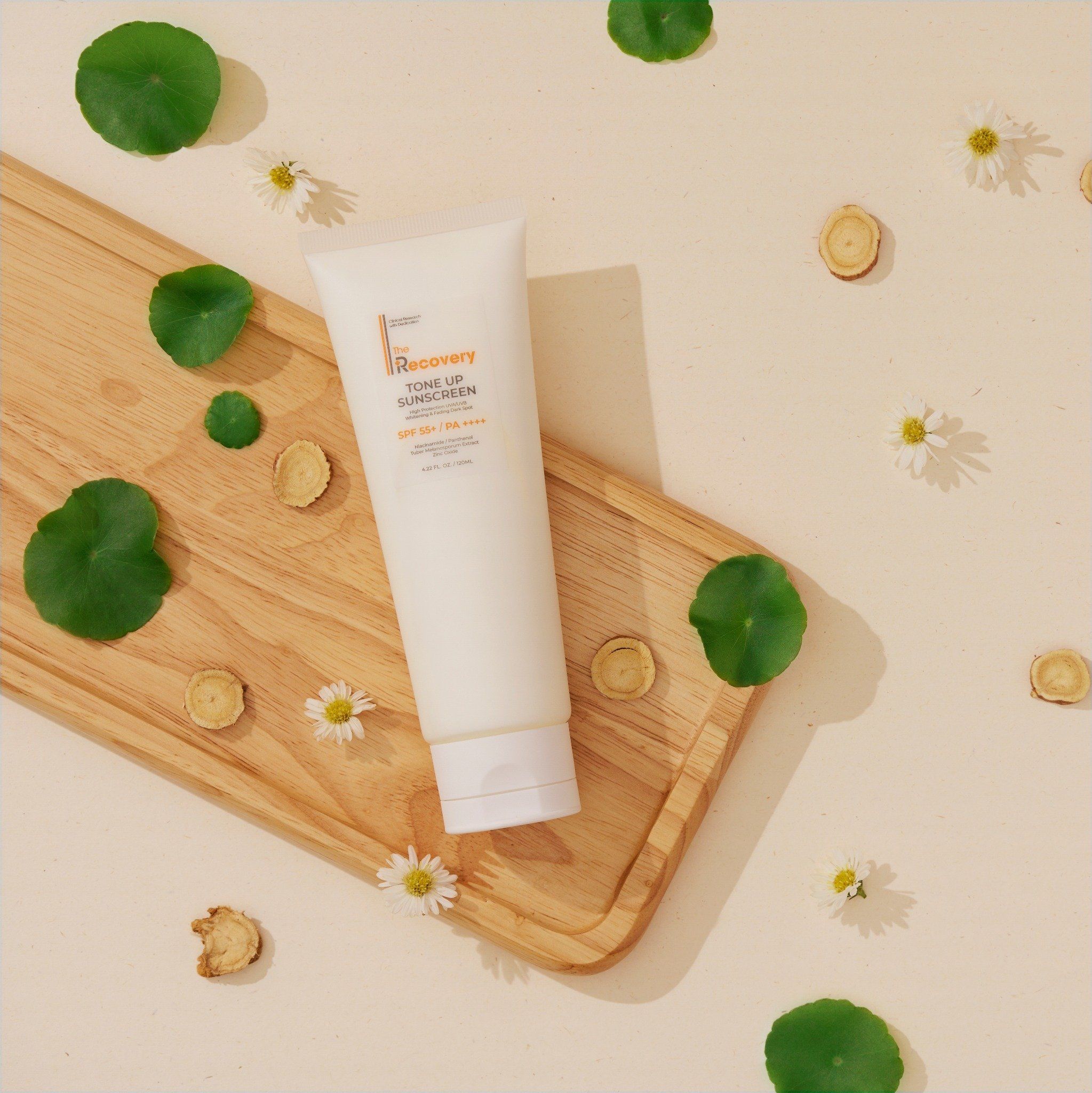 Chào mừng bạn đến với The Recovery Tone Up Sunscreen SPF 55 một sản phẩm chủ thương hiệu mỹ phẩm The Recovery, nguyên liệu nhập khẩu 100% từ Châu Âu Chào mừng bạn đến với The Recovery Tone Up Sunscreen SPF 55 một sản phẩm chủ thương hiệu mỹ phẩm The Recovery, nguyên liệu nhập khẩu 100% từ Châu Âu