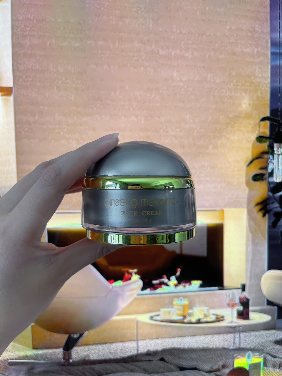 Face nám Nhân Sâm dưỡng da chuyên sâu lâu dài giúp làm mờ các vết nám tàn nhang đồi mồi Face nám Nhân Sâm dưỡng da chuyên sâu lâu dài giúp làm mờ các vết nám tàn nhang đồi mồi