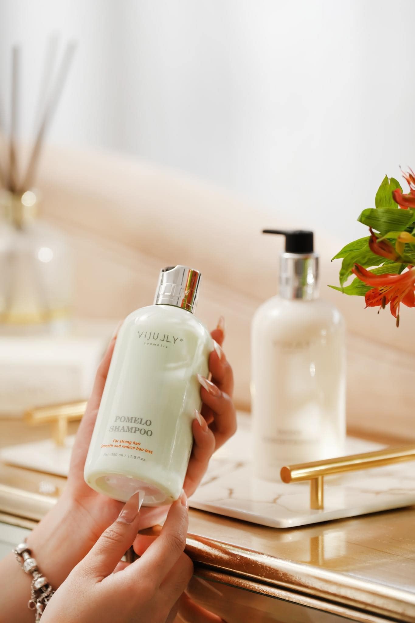 Dầu Gội Dưỡng Ẩm Vijully 350ml Dầu Gội Dưỡng Ẩm Vijully 350ml