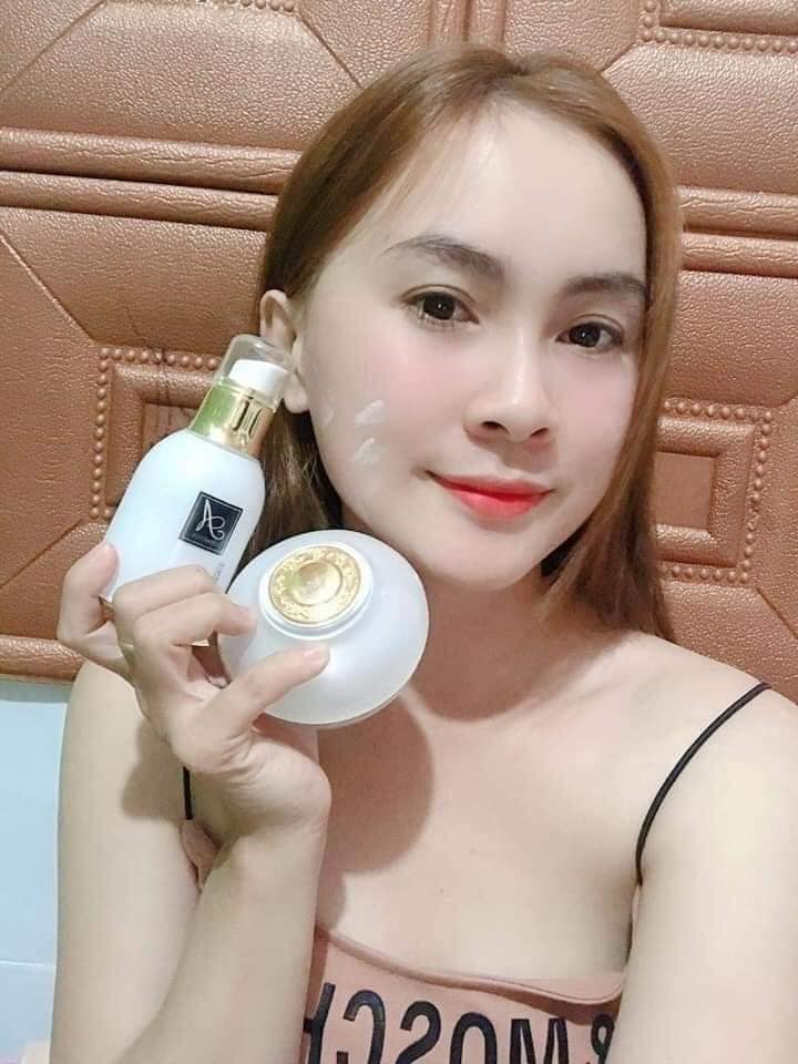 Phụ nữ ơi hãy yêu bản thân mình khi còn có thể nhé