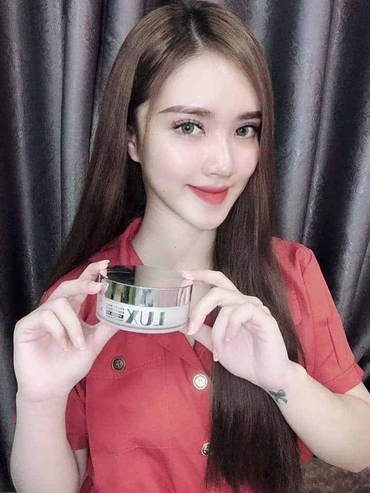 Tim em tan vỡ vì người đẹp dùng Kem Body Lux