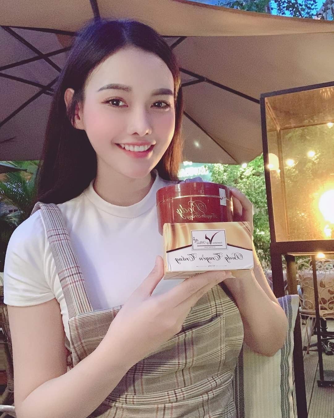 Kem body VIP white với công thức làm trắng chuyên sâu