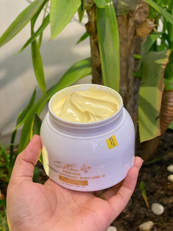 Kem body mềm nước hoa dưỡng trắng da trung bình sau 10 ngày